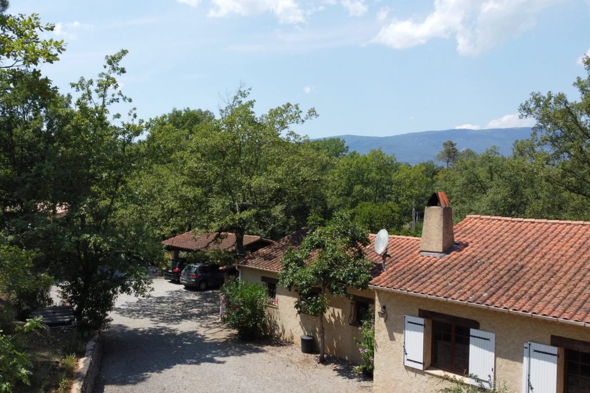 Villa De Plain-Pied Avec Piscine - Fayence<span>À Fayence